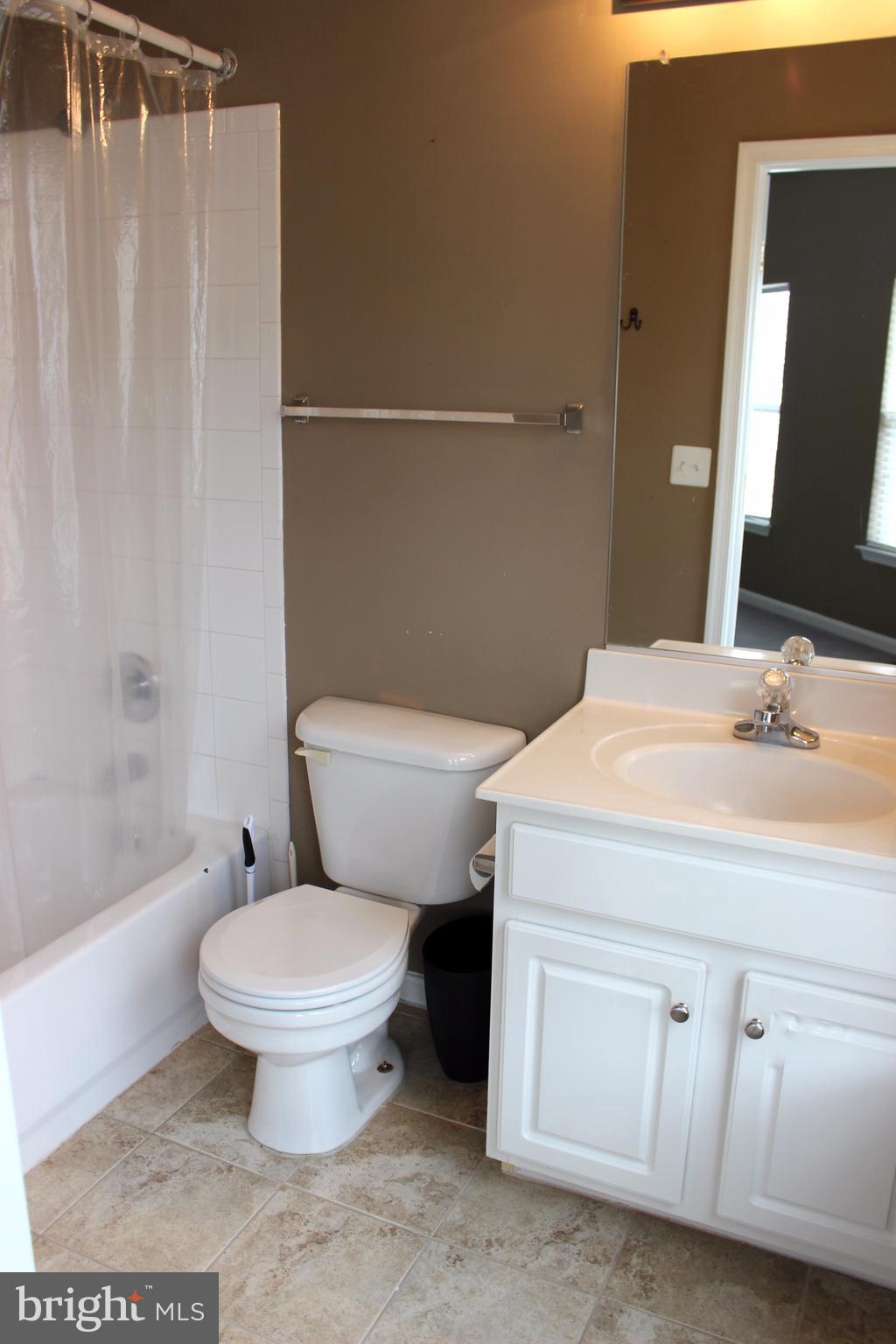 PARKSIDE AT ASHBURN - Residential Lease