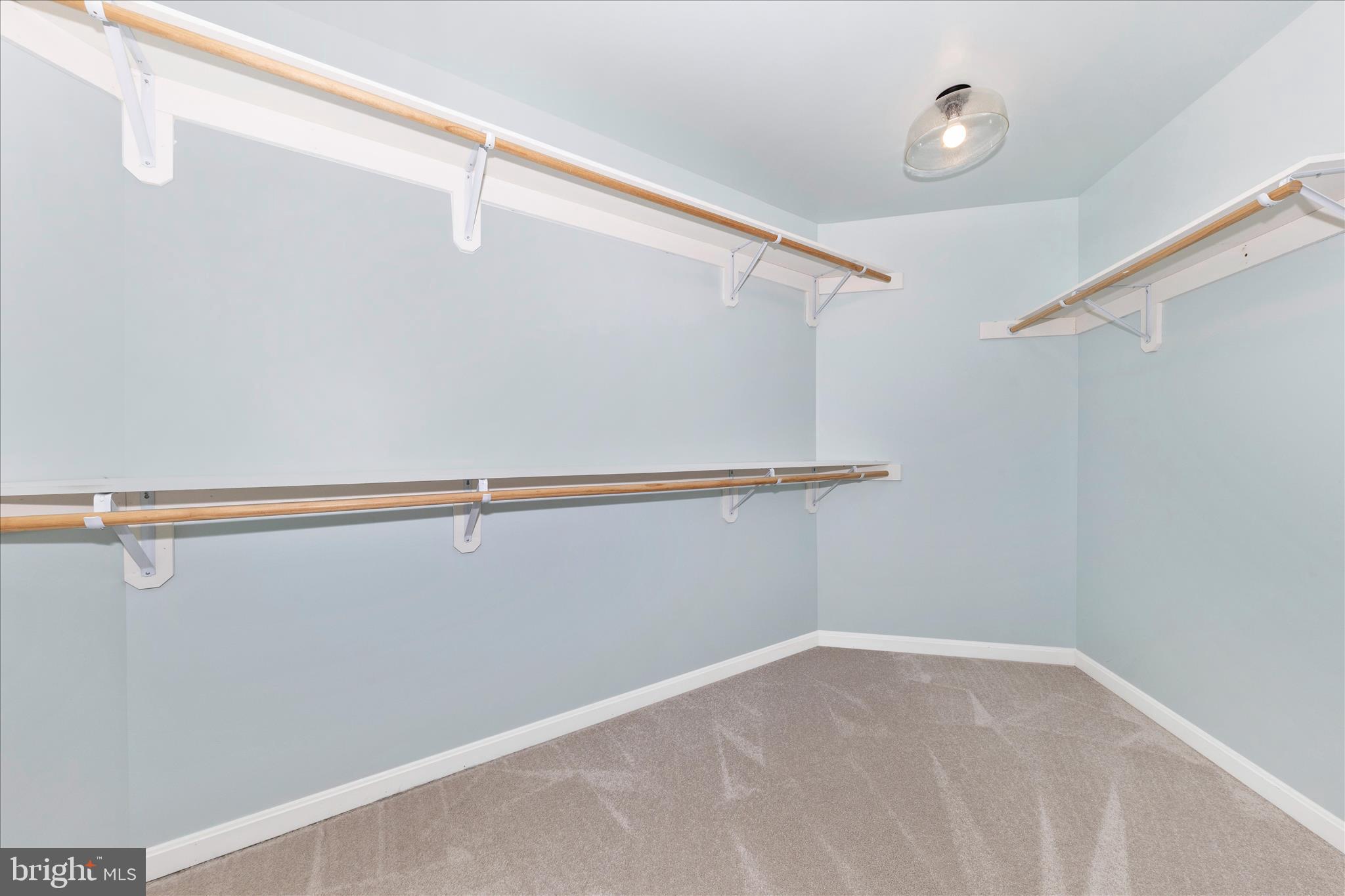 MIDDLETOWN - Residential