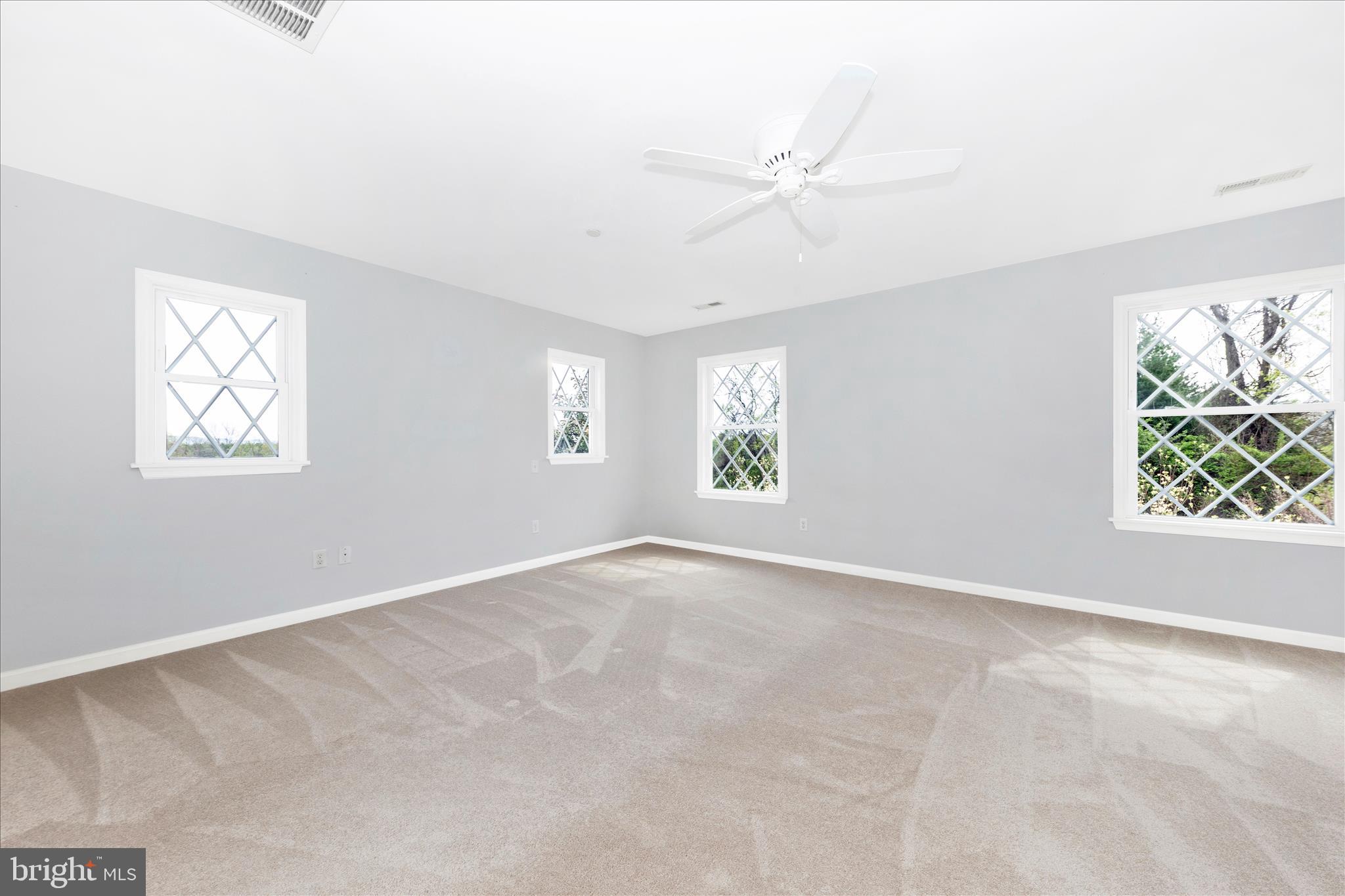 MIDDLETOWN - Residential