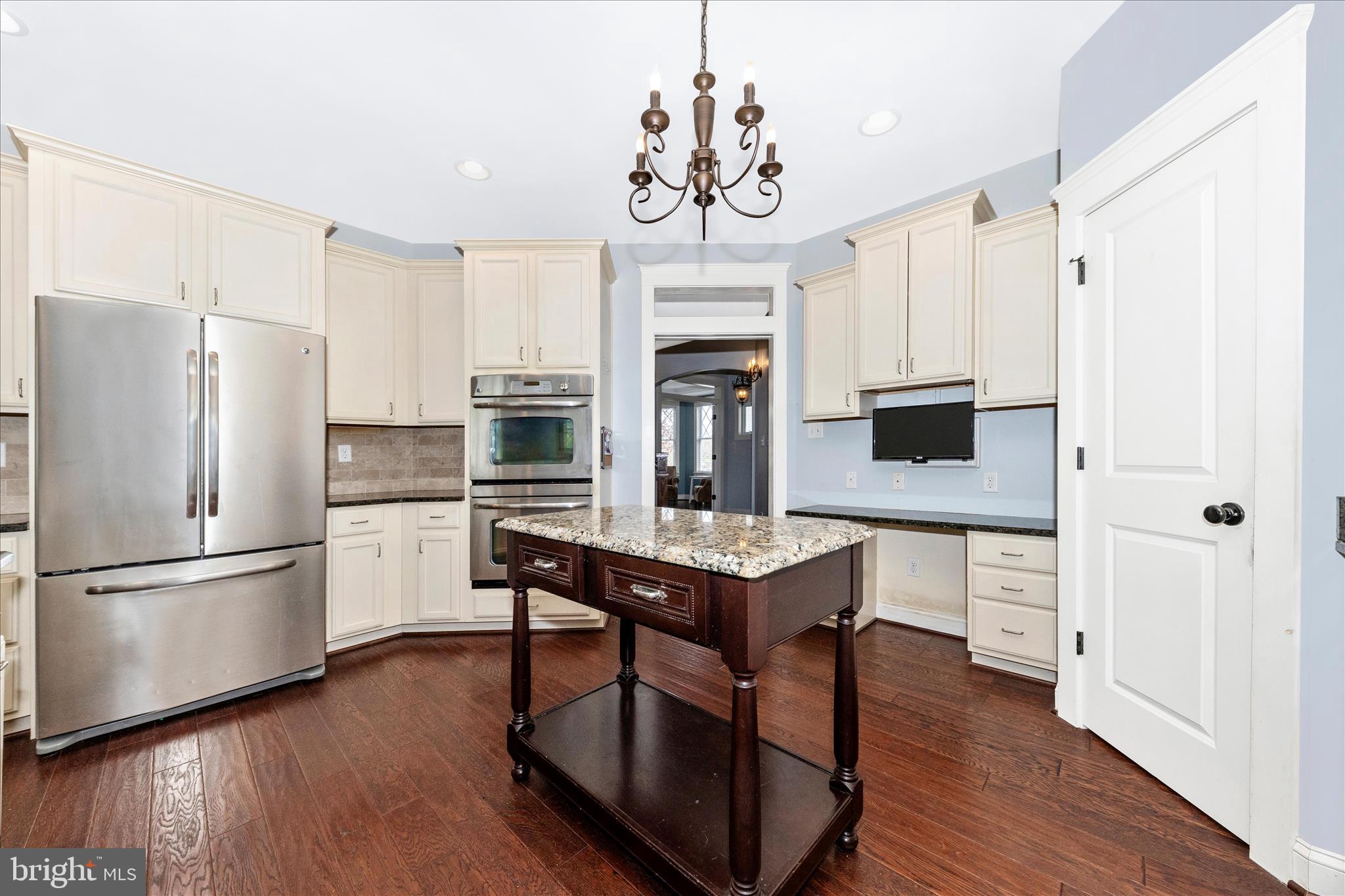 MIDDLETOWN - Residential