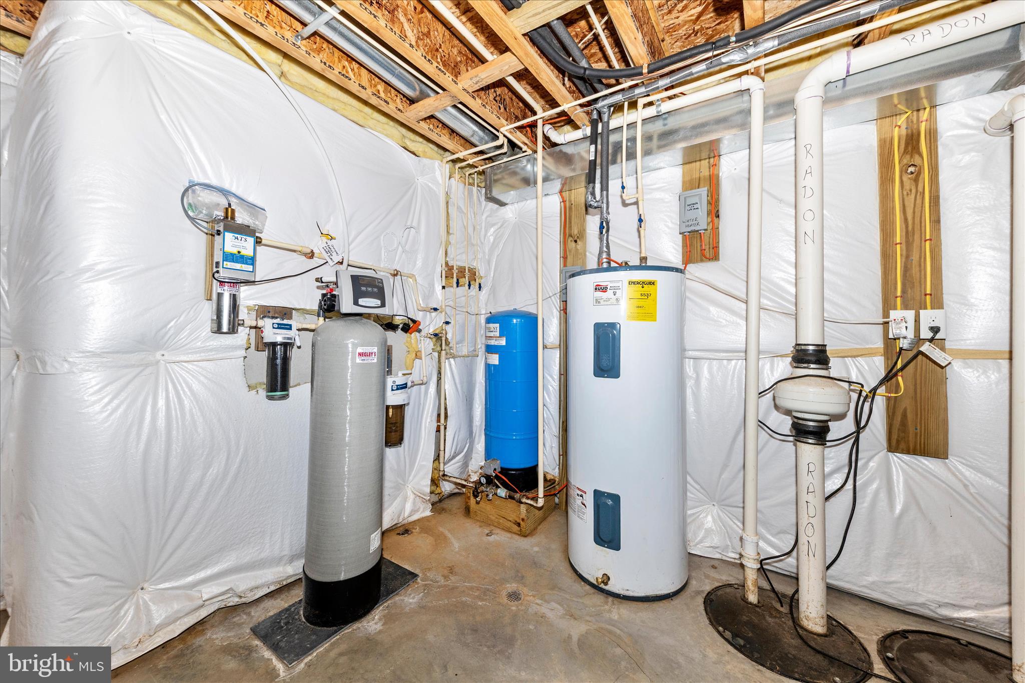 MIDDLETOWN - Residential