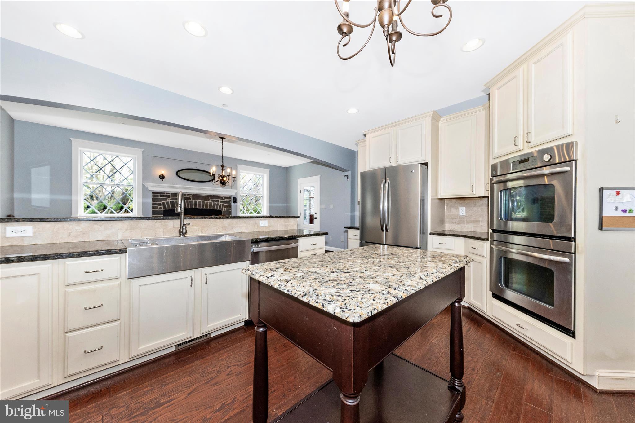 MIDDLETOWN - Residential