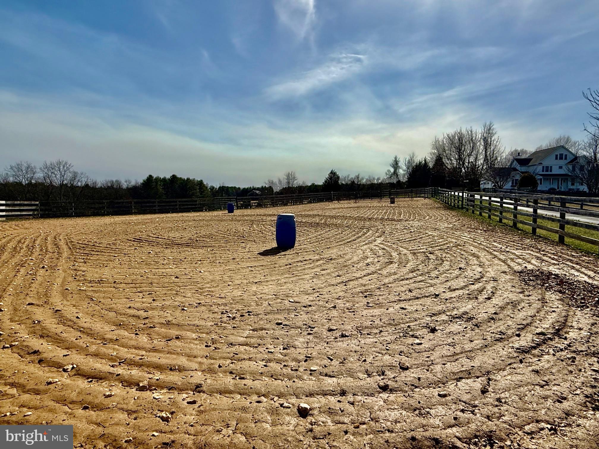 MIDDLETOWN - Residential