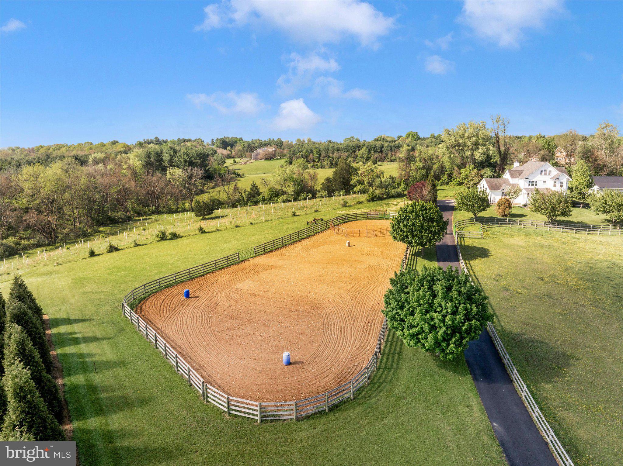 MIDDLETOWN - Residential