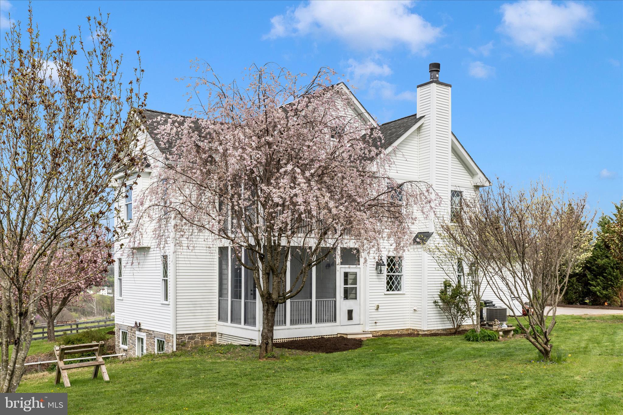 MIDDLETOWN - Residential