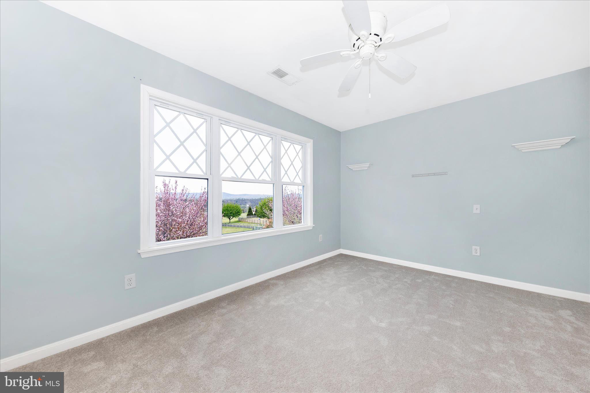 MIDDLETOWN - Residential