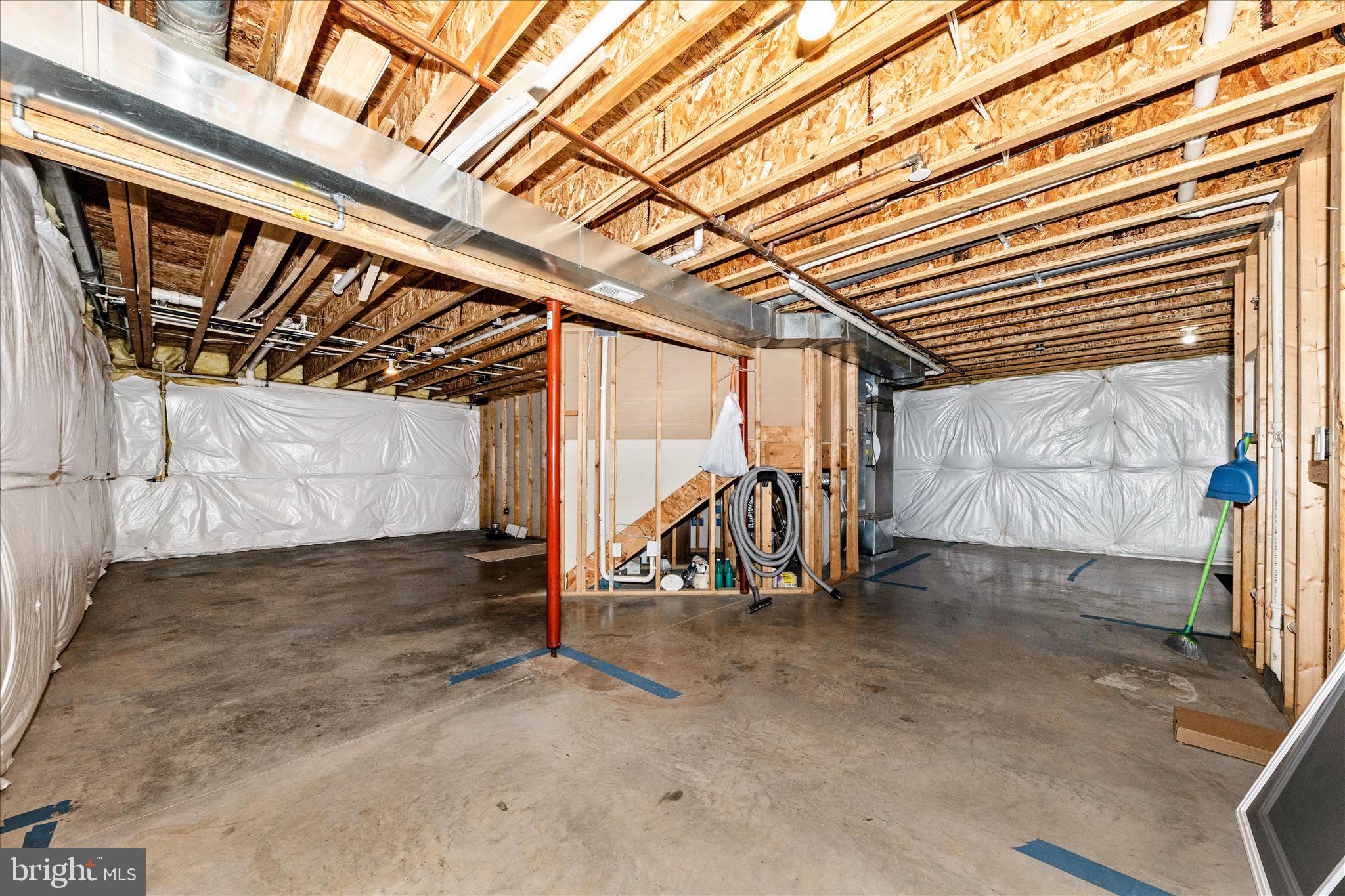 MIDDLETOWN - Residential