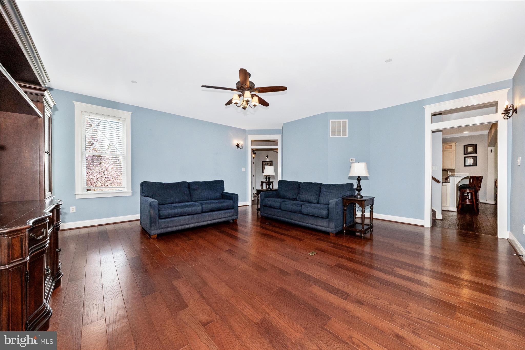 MIDDLETOWN - Residential