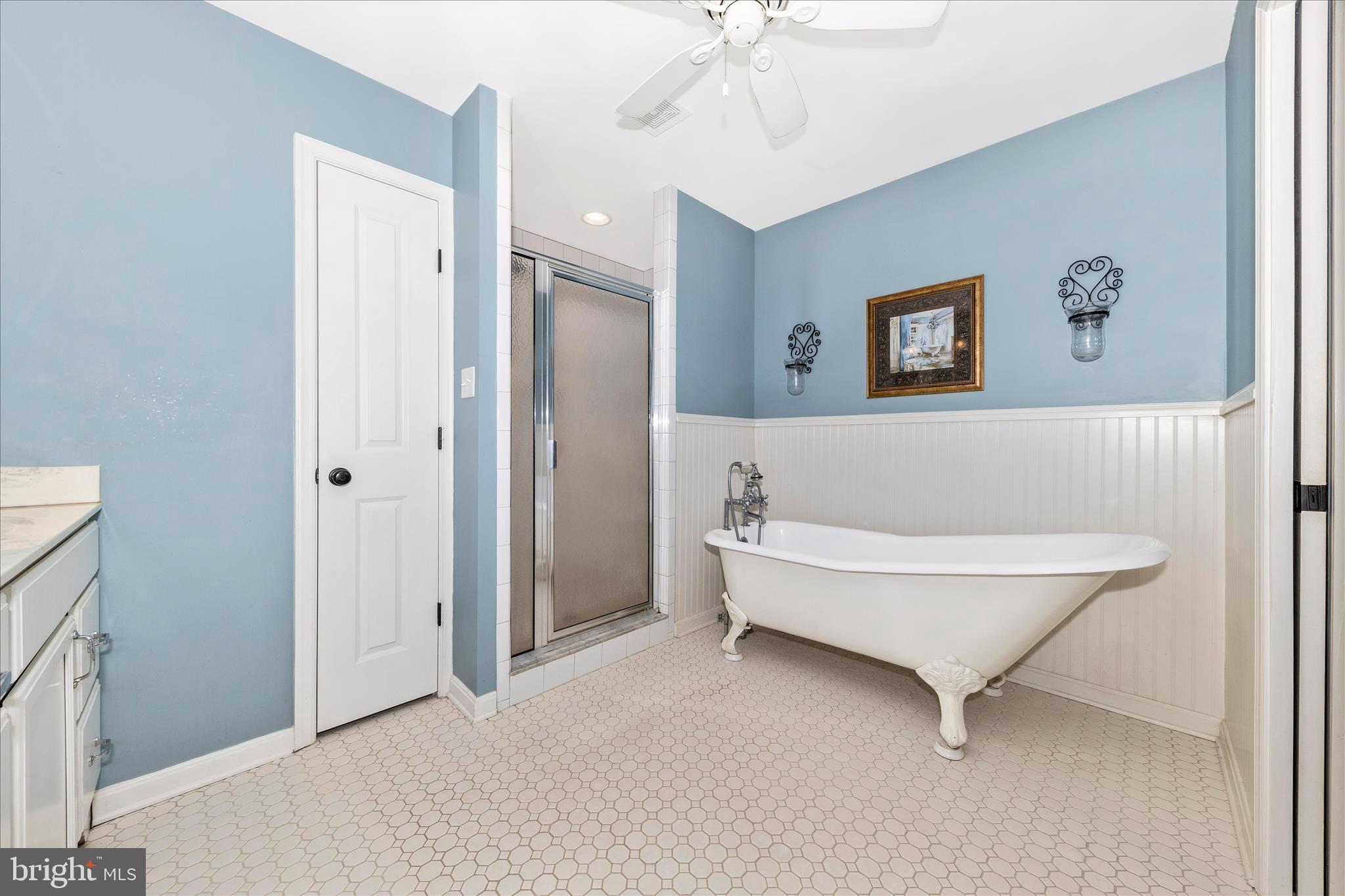 MIDDLETOWN - Residential