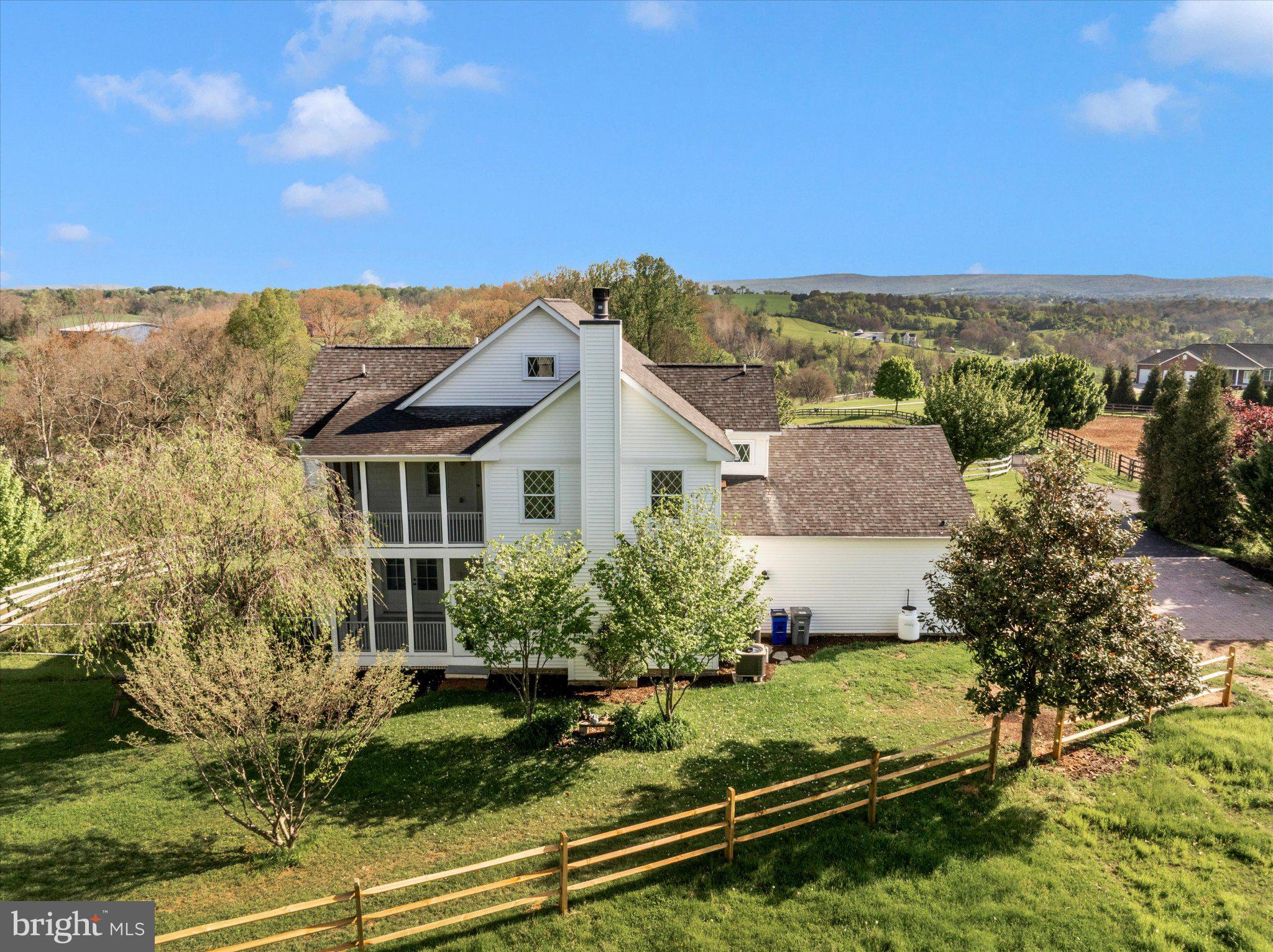MIDDLETOWN - Residential