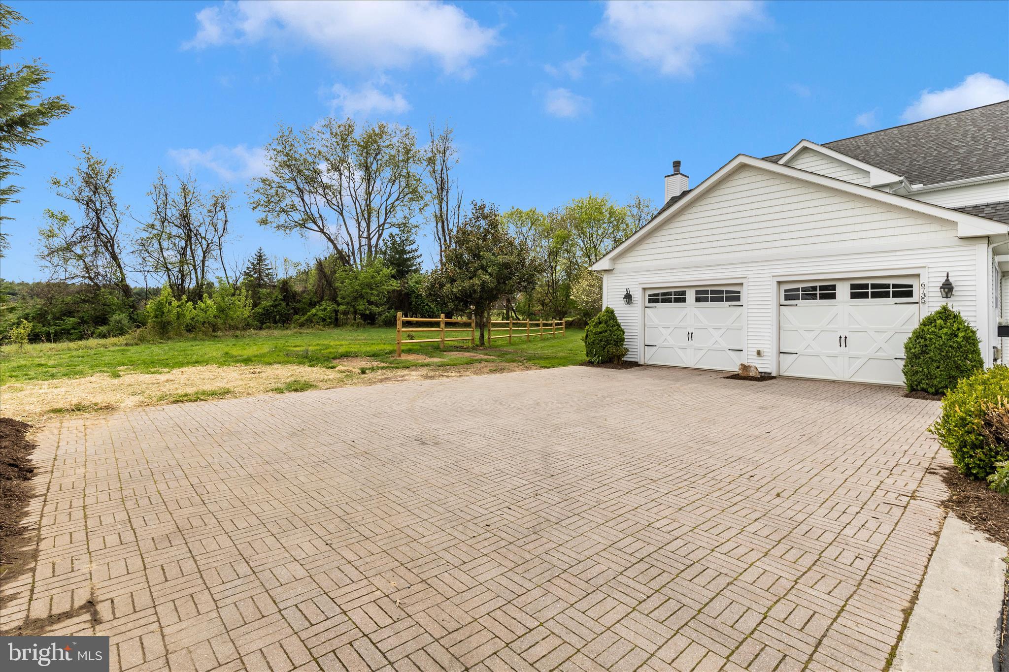 MIDDLETOWN - Residential