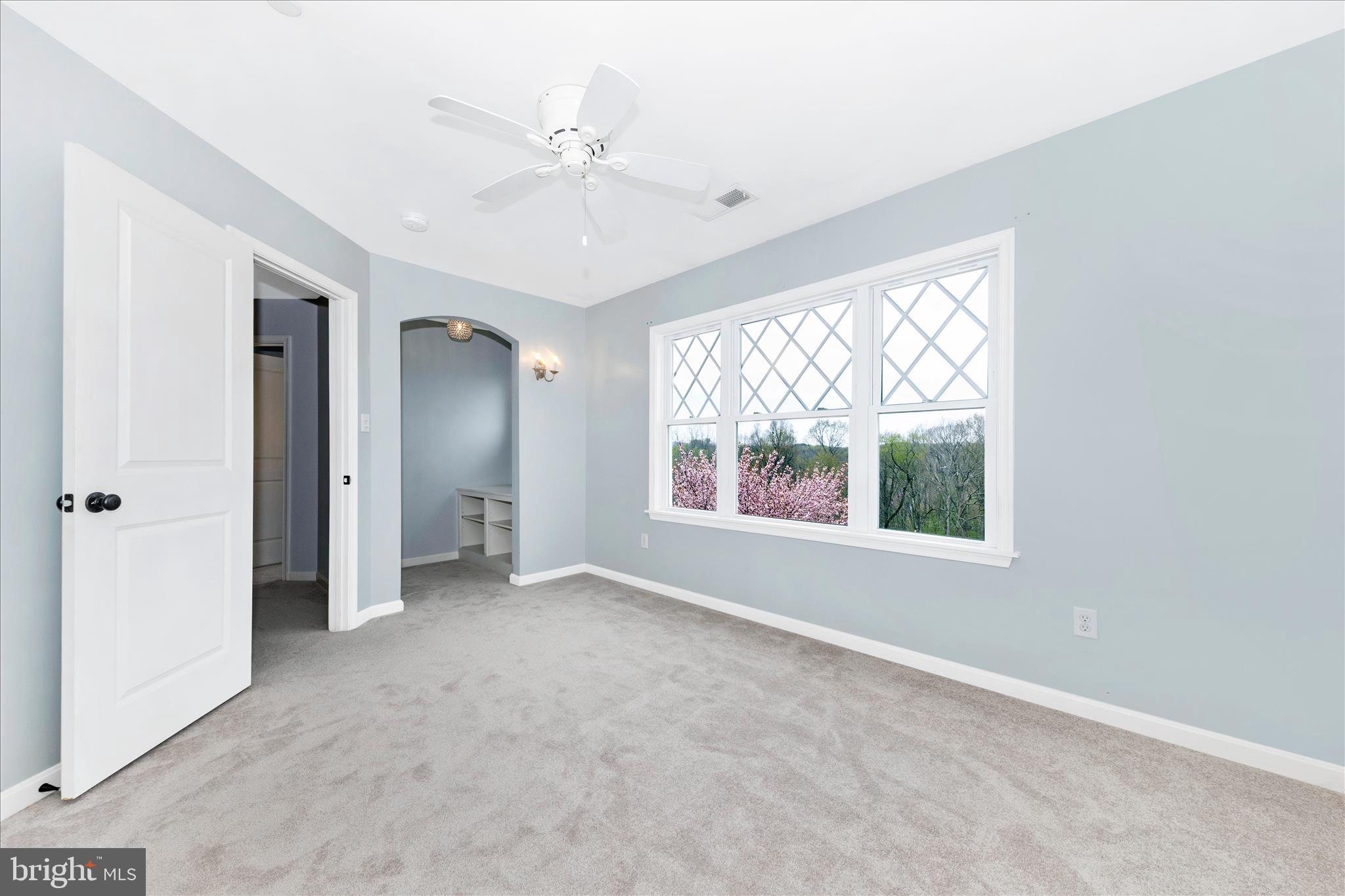 MIDDLETOWN - Residential