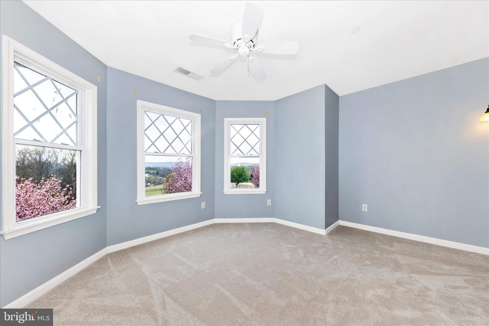 MIDDLETOWN - Residential