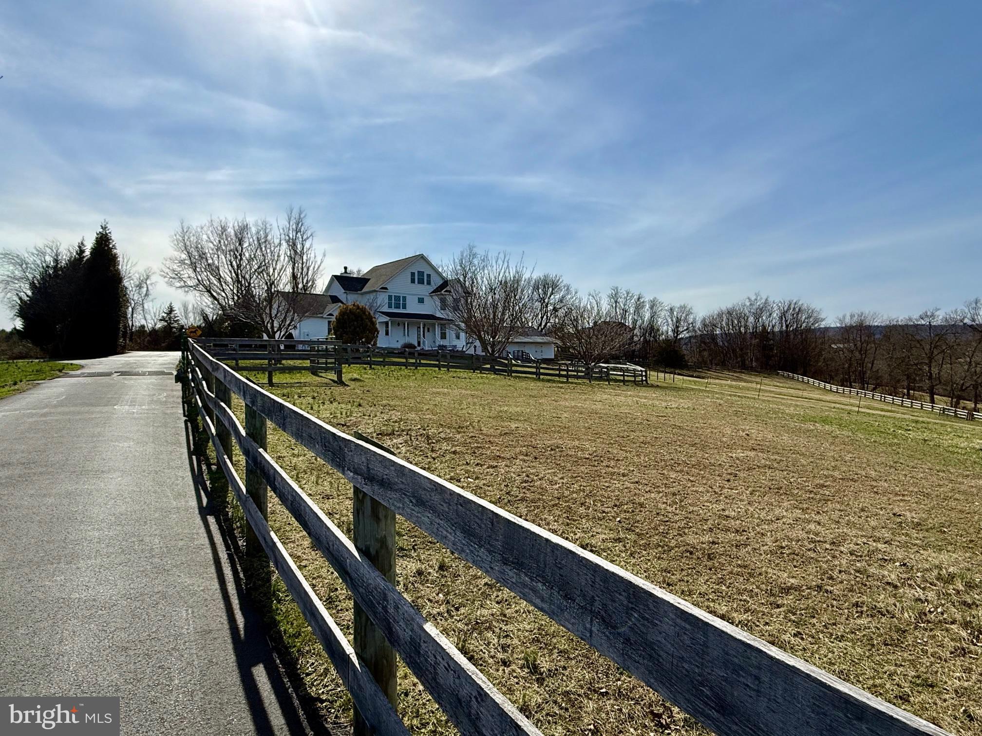 MIDDLETOWN - Residential