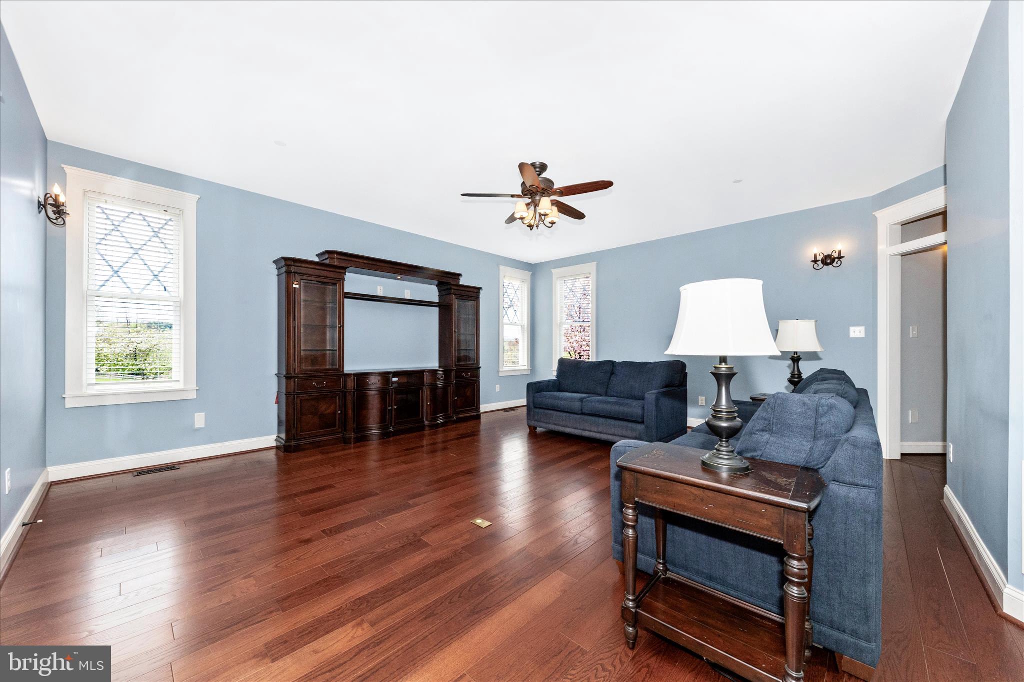 MIDDLETOWN - Residential