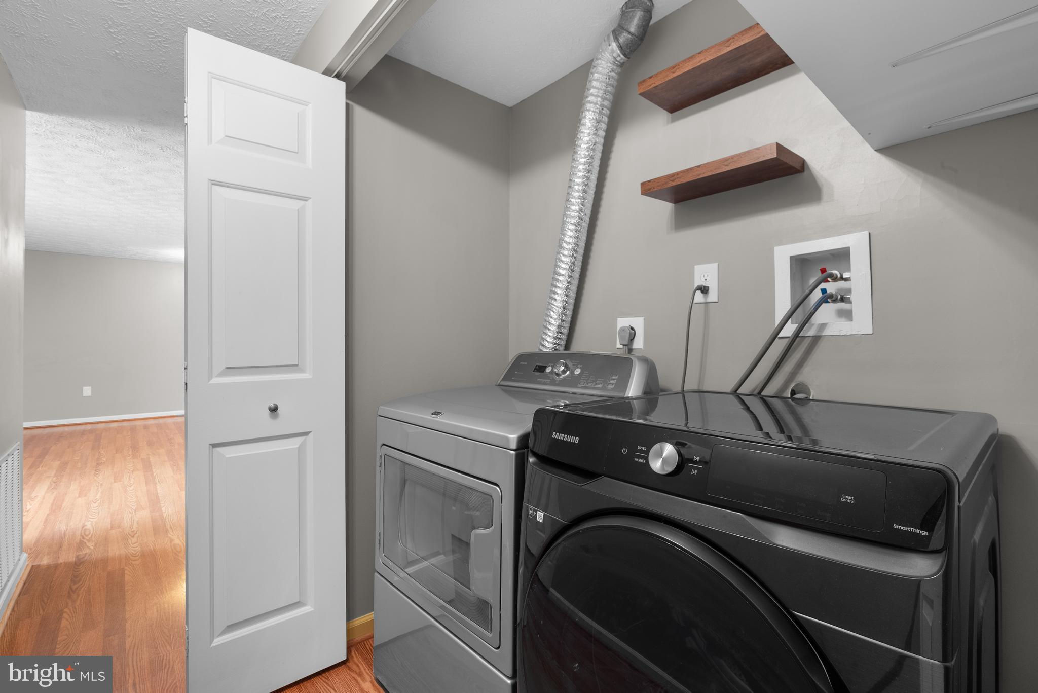 FREDERICKTOWNE VILLAGE - Residential