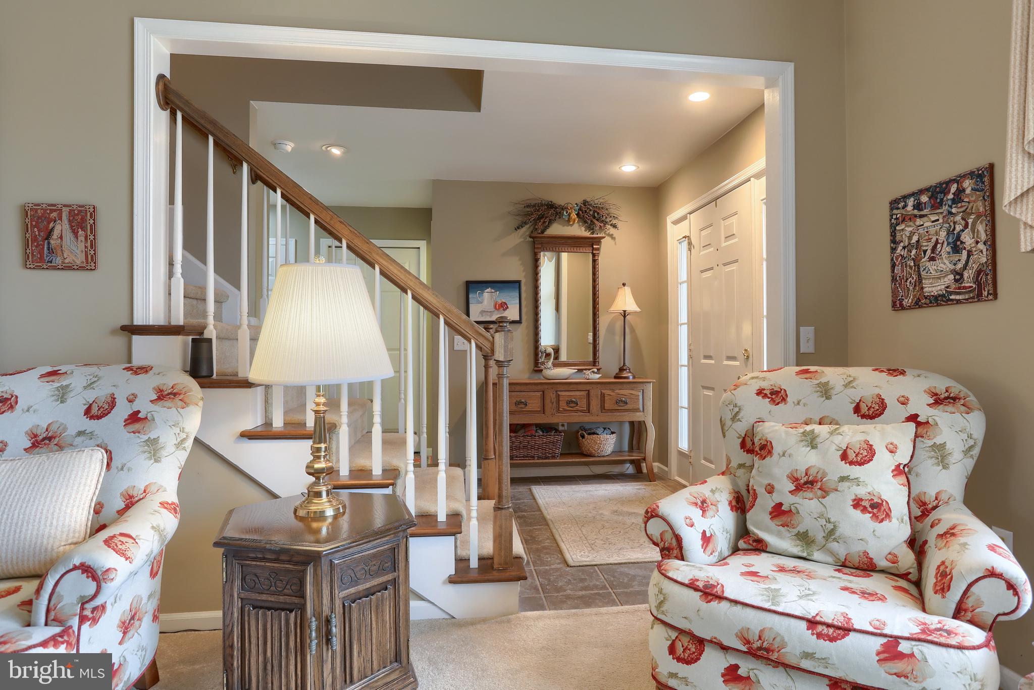 SOUTHGATE MANOR - Residential
