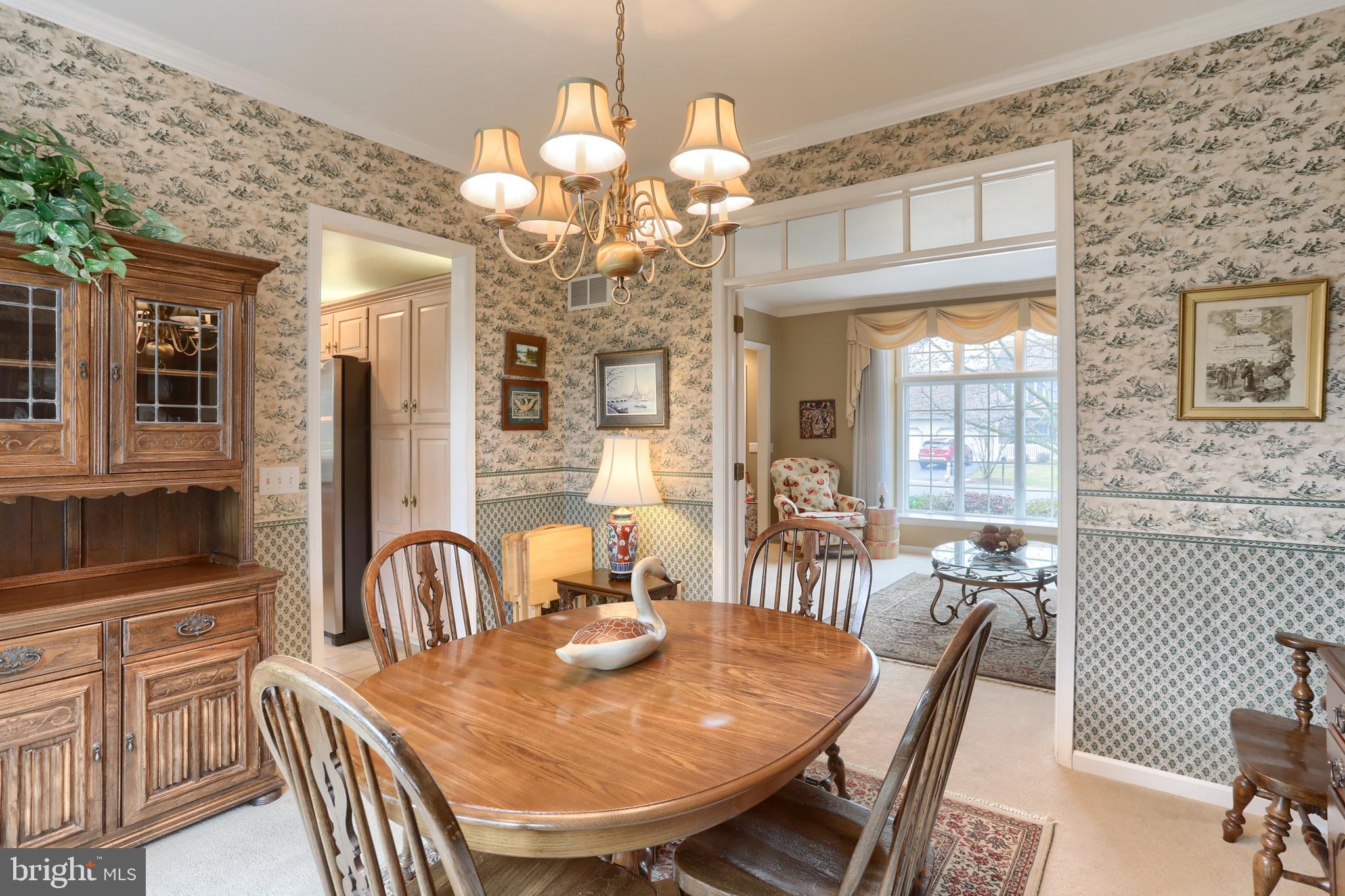 SOUTHGATE MANOR - Residential