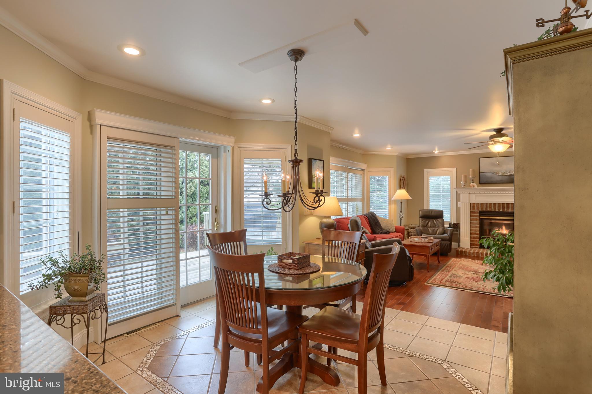 SOUTHGATE MANOR - Residential