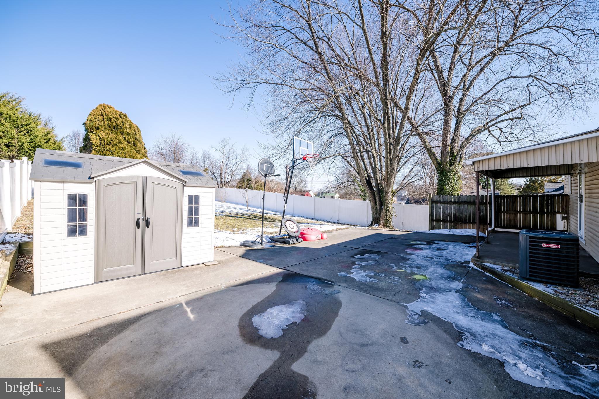 LINDEN HEIGHTS - Residential