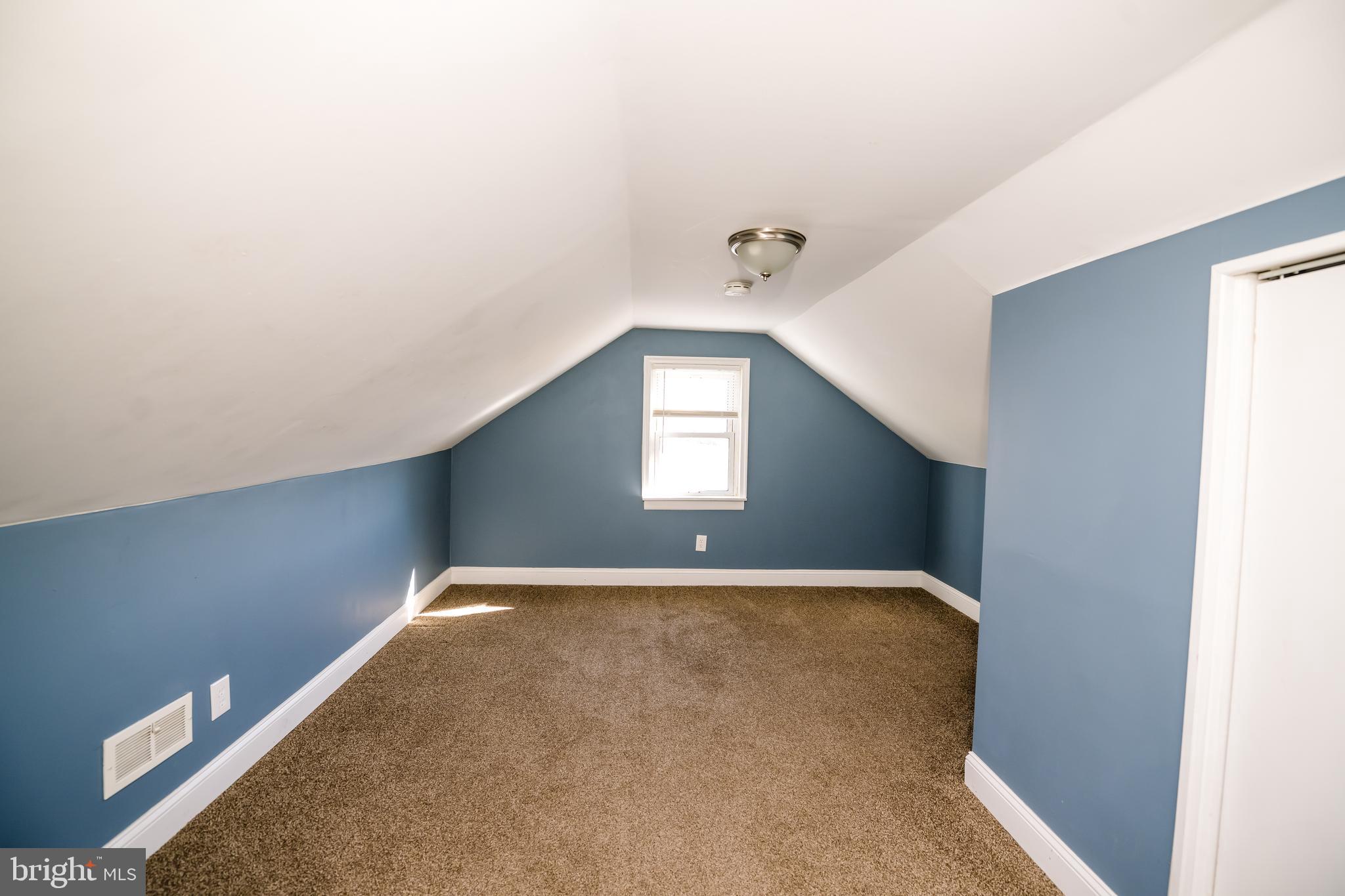 LINDEN HEIGHTS - Residential