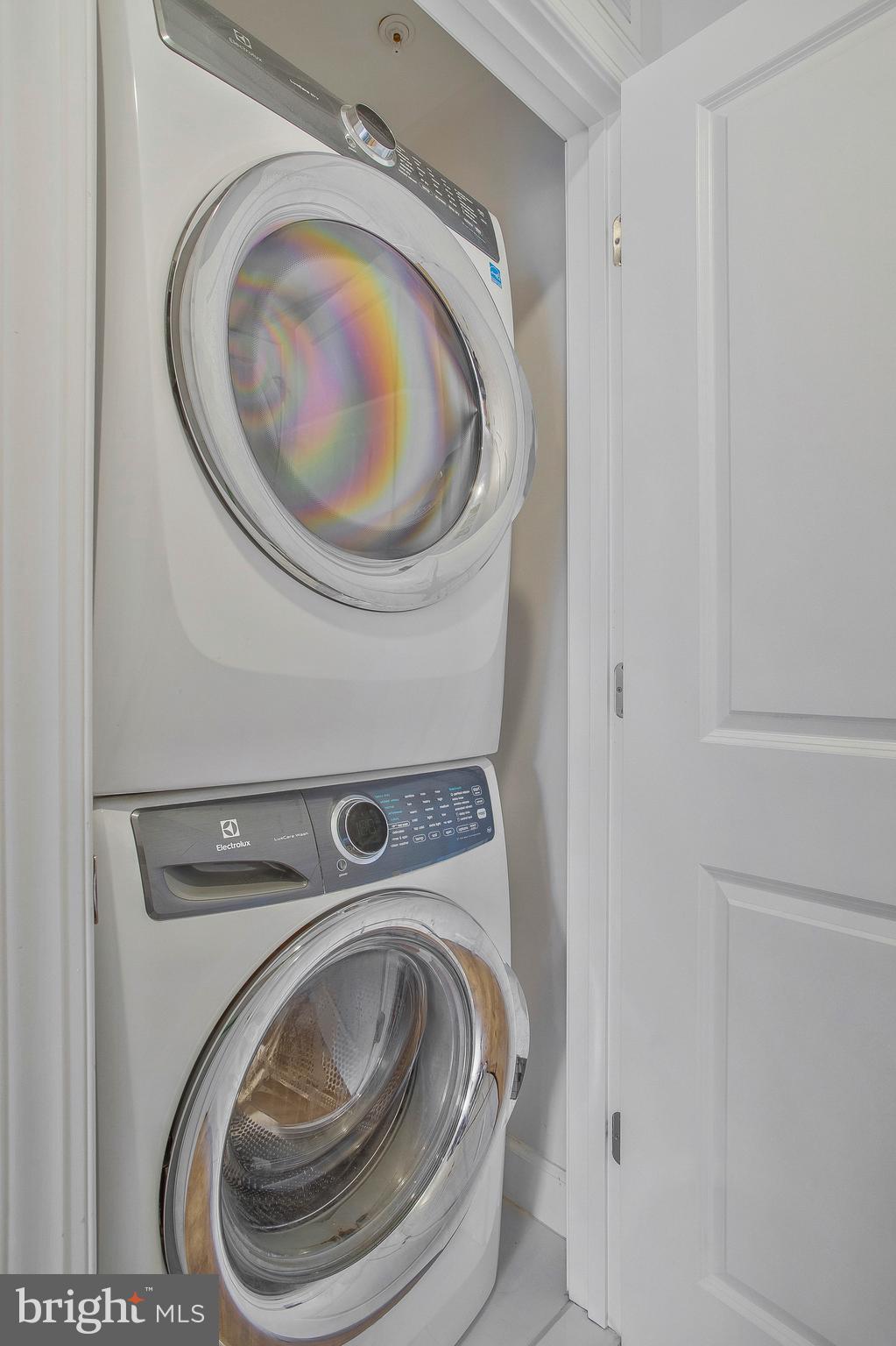 HAMILTON PARK - Residential