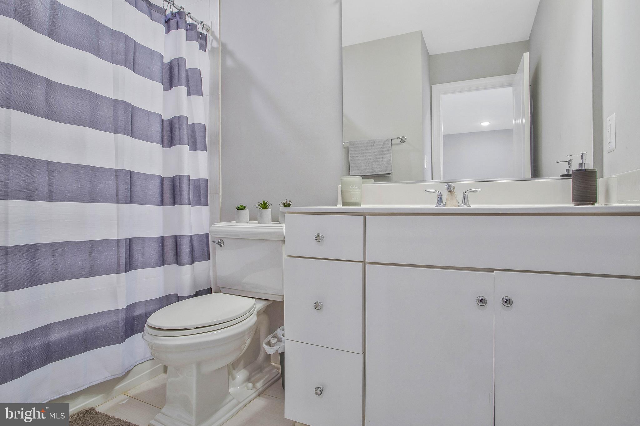 HAMILTON PARK - Residential