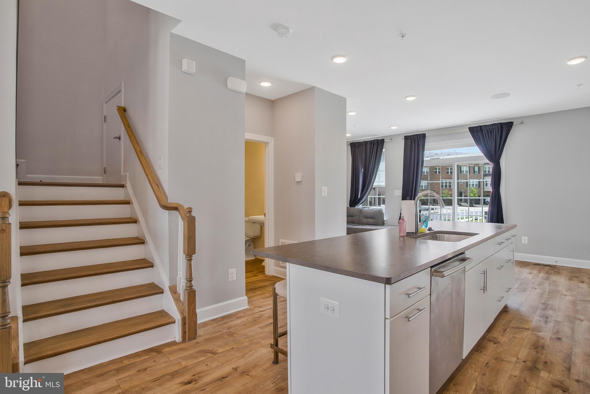 HAMILTON PARK - Residential