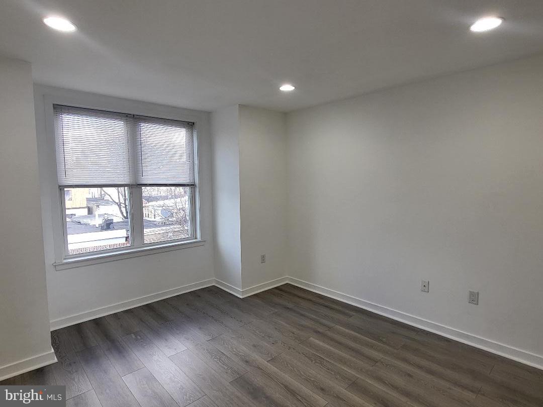 POINT BREEZE - Residential Lease