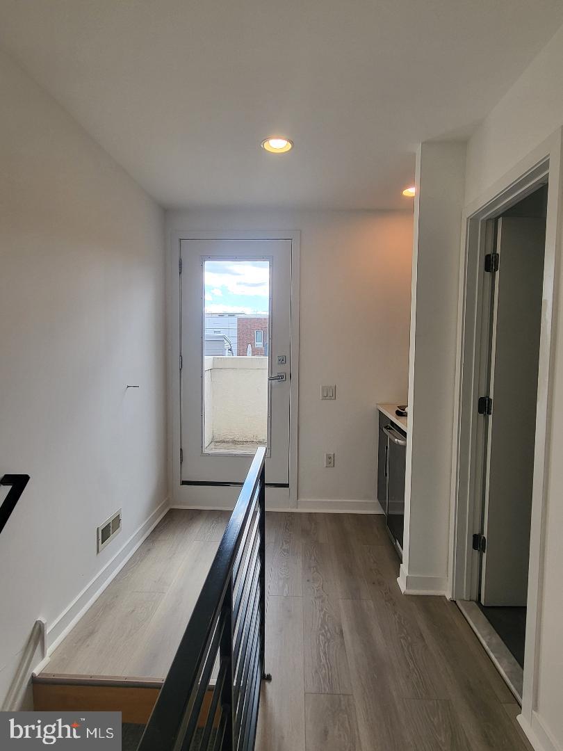 POINT BREEZE - Residential Lease