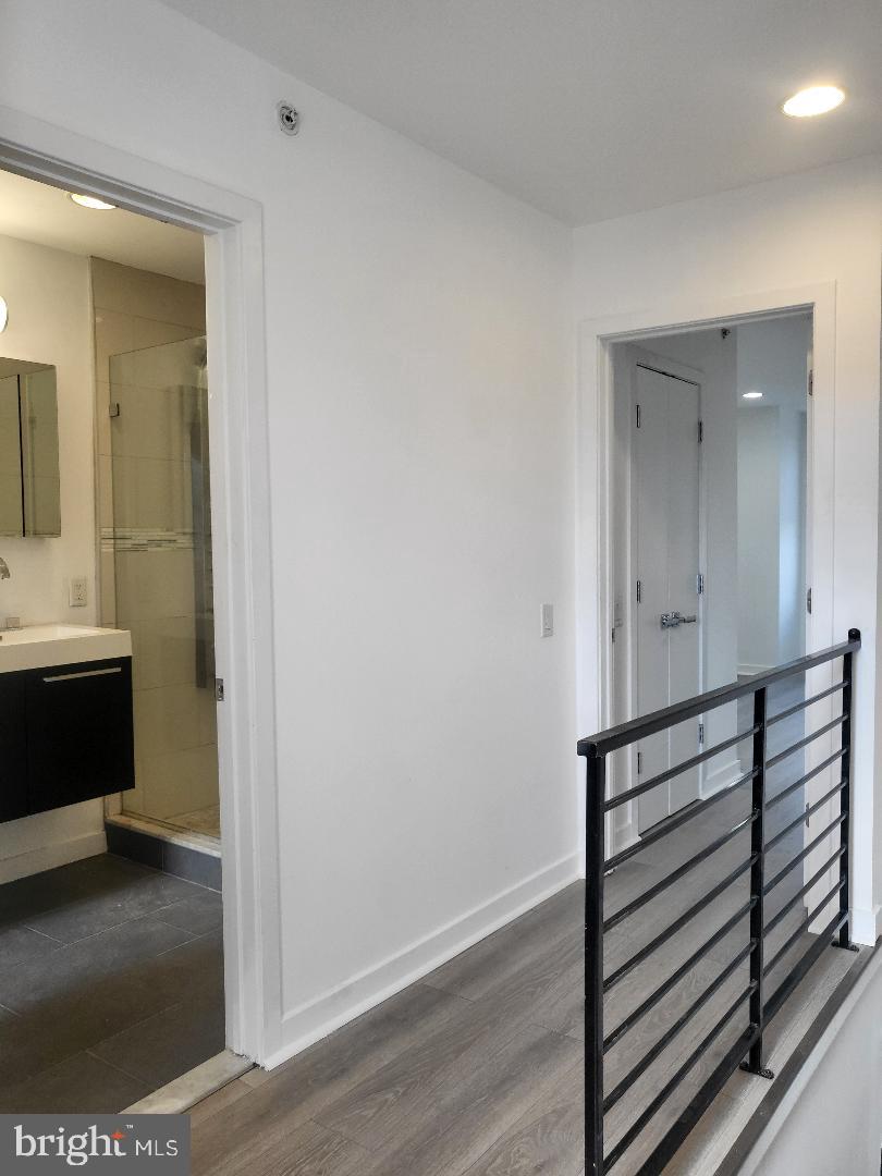 POINT BREEZE - Residential Lease