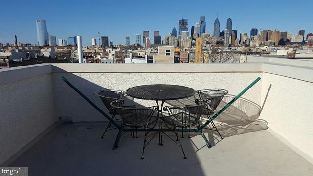 POINT BREEZE - Residential Lease