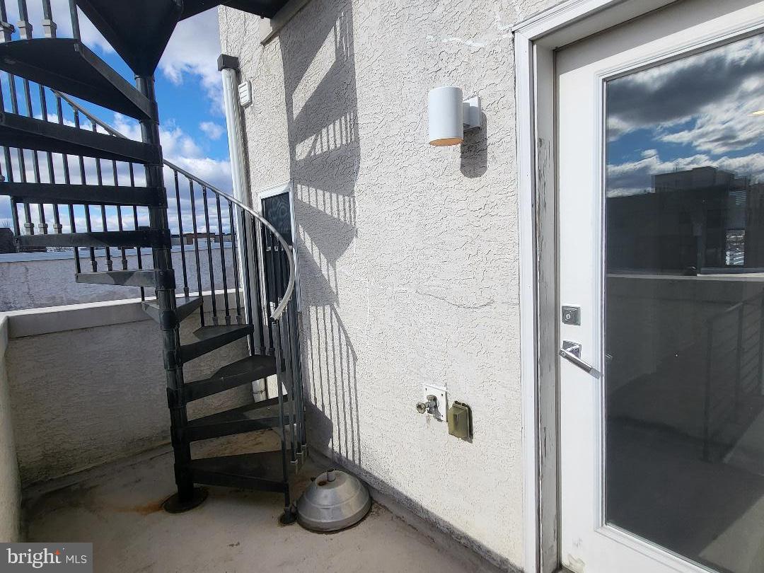 POINT BREEZE - Residential Lease