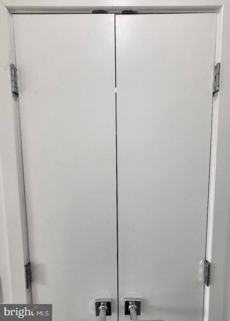 POINT BREEZE - Residential Lease