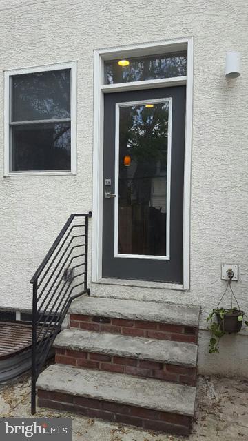 POINT BREEZE - Residential Lease