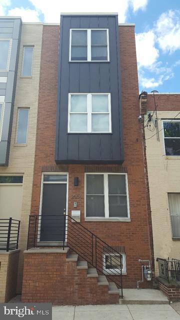 POINT BREEZE - Residential Lease