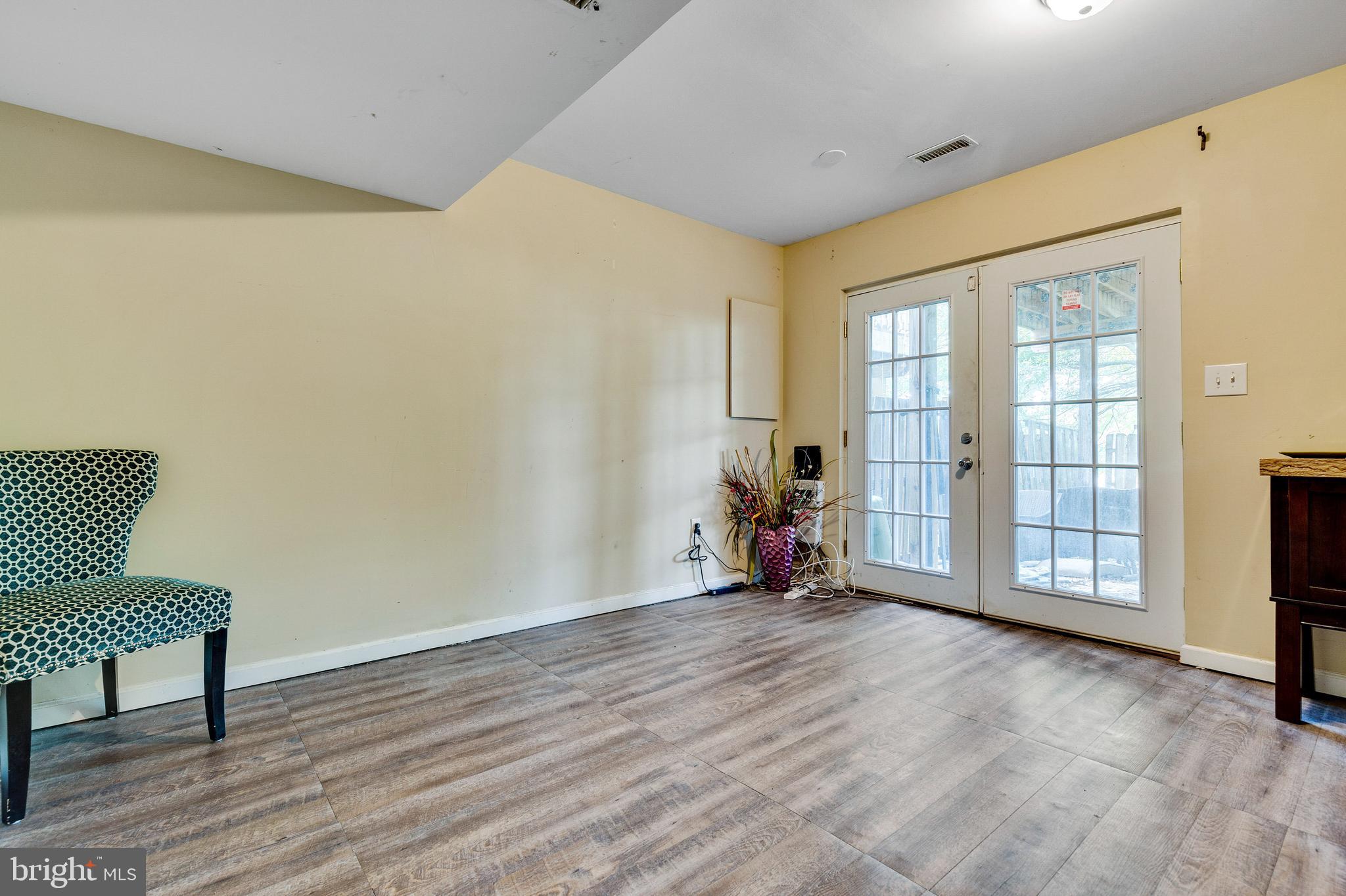 FORESTVILLE PARK - Residential