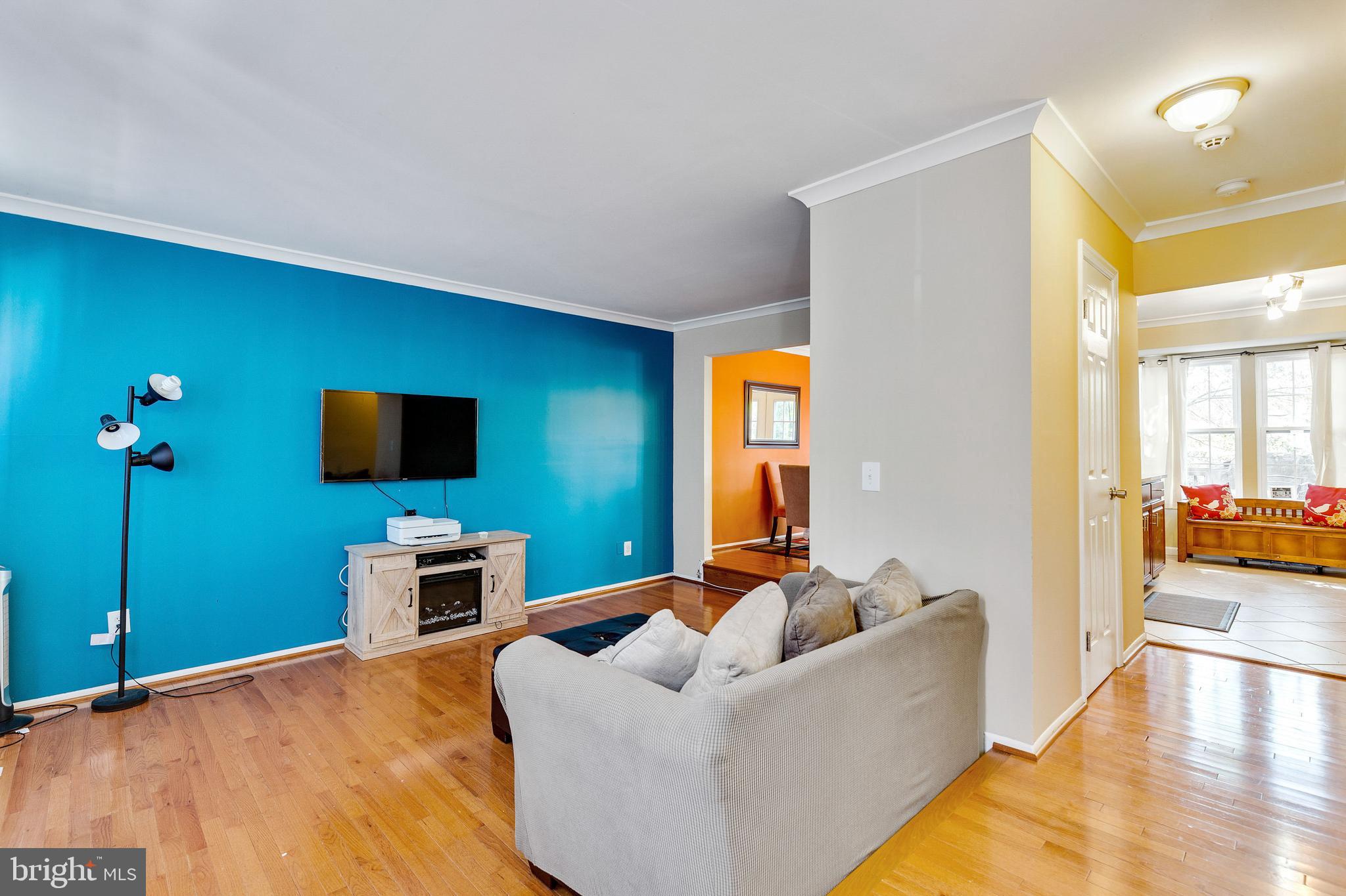 FORESTVILLE PARK - Residential