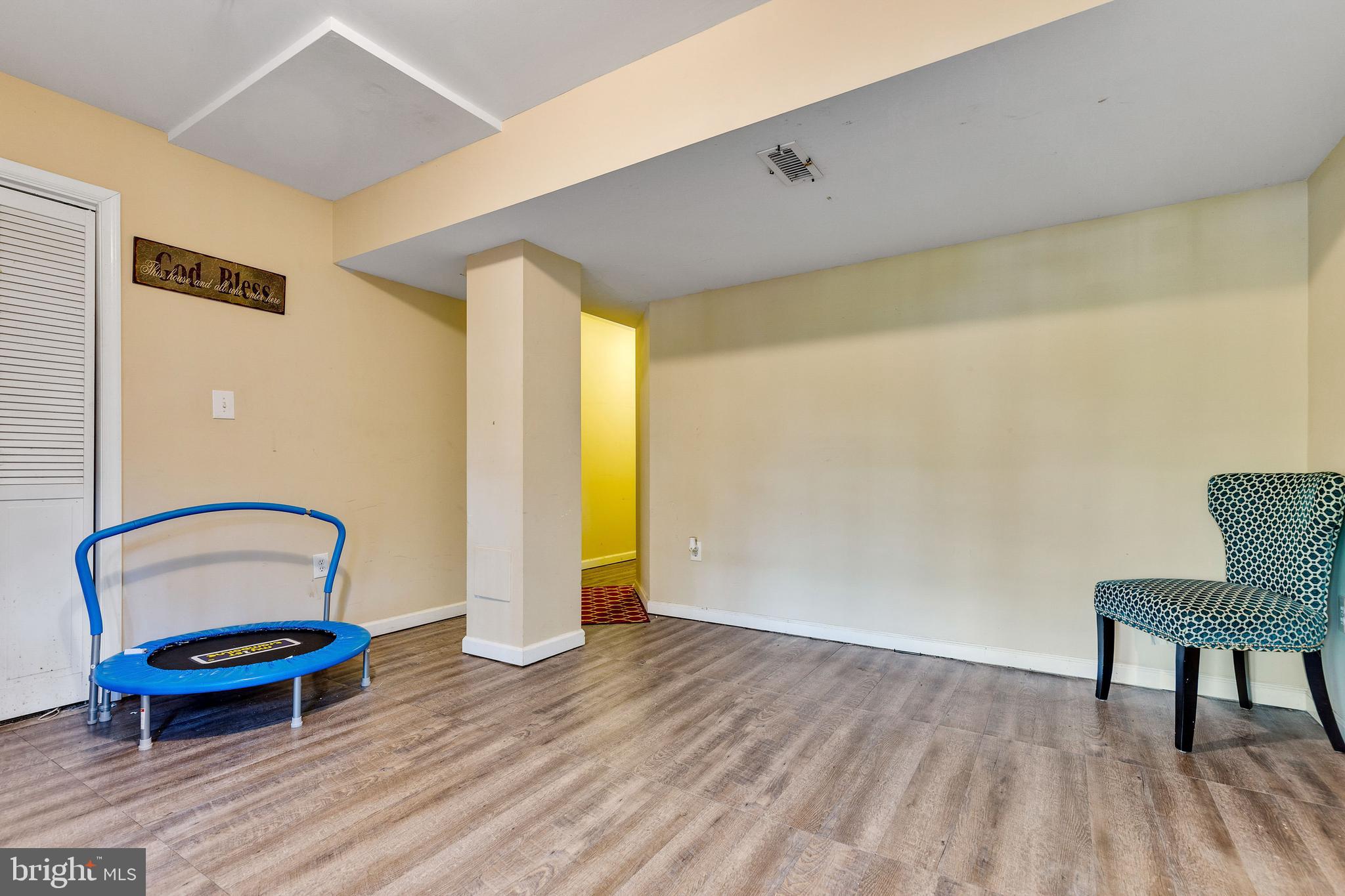 FORESTVILLE PARK - Residential