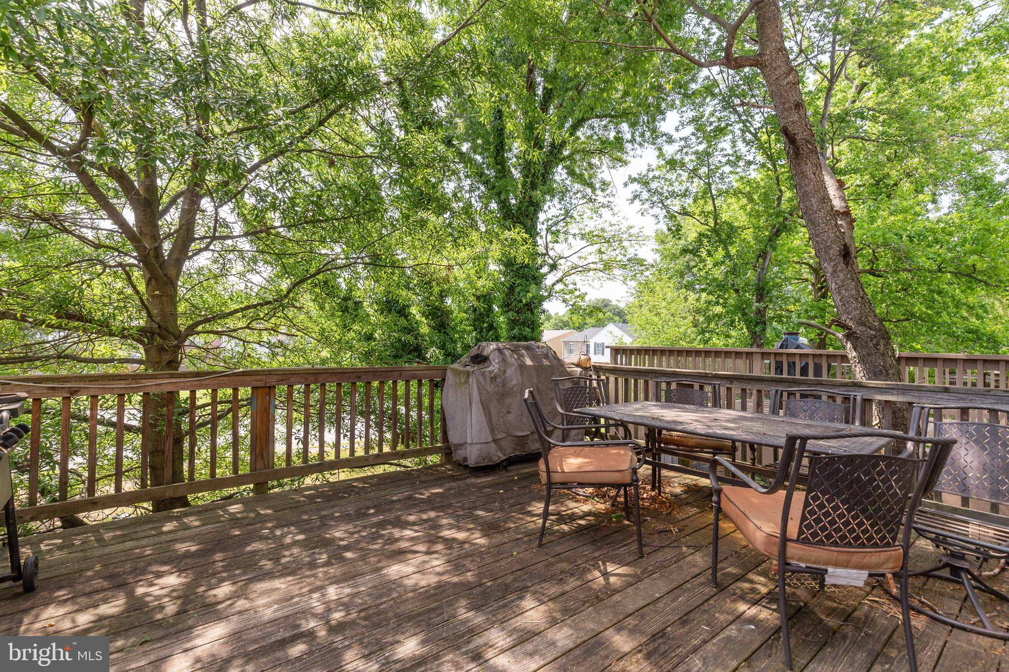 FORESTVILLE PARK - Residential