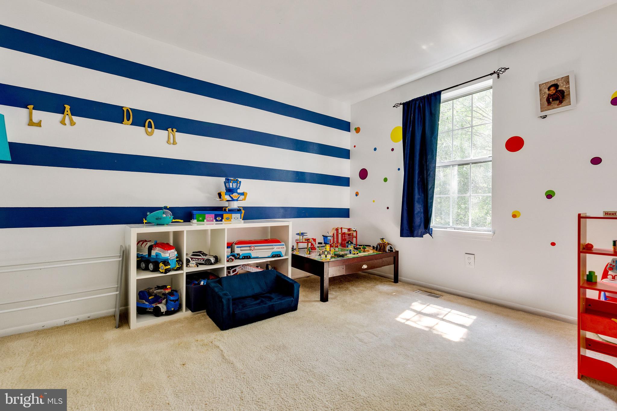 FORESTVILLE PARK - Residential