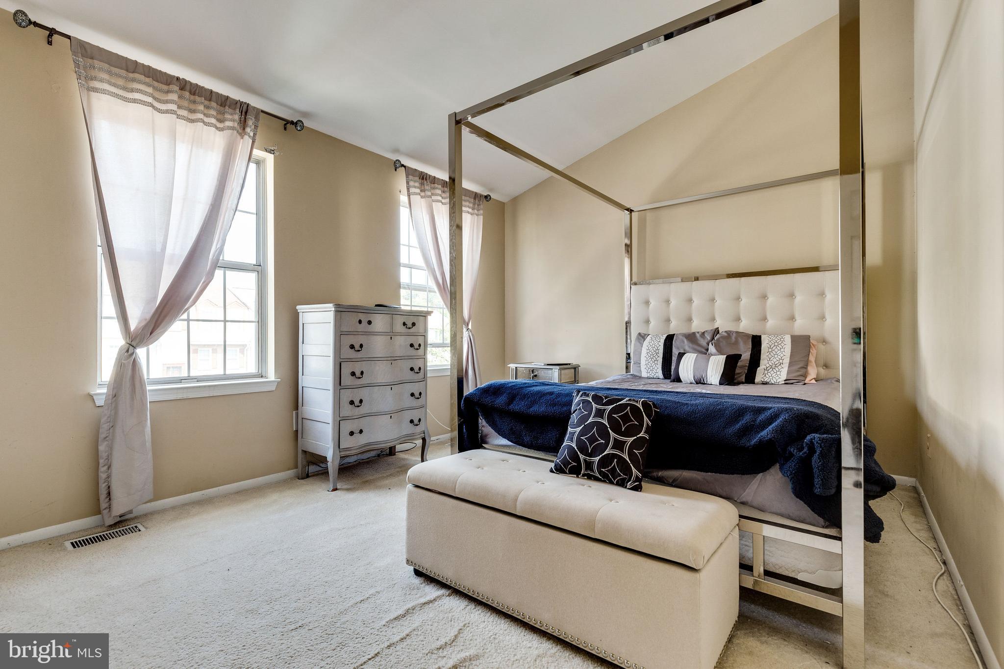 FORESTVILLE PARK - Residential