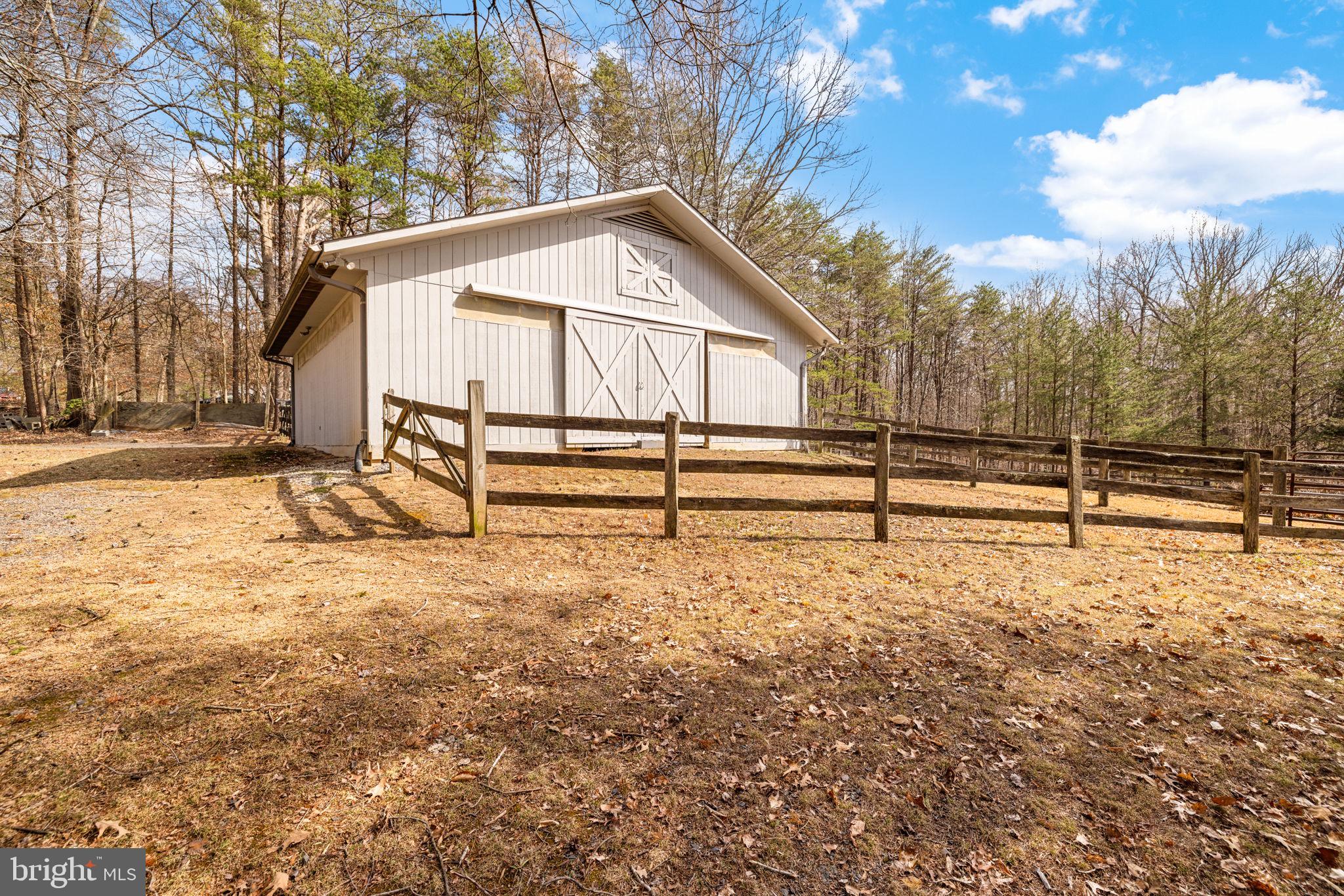 STILLWELL ACRES - Residential