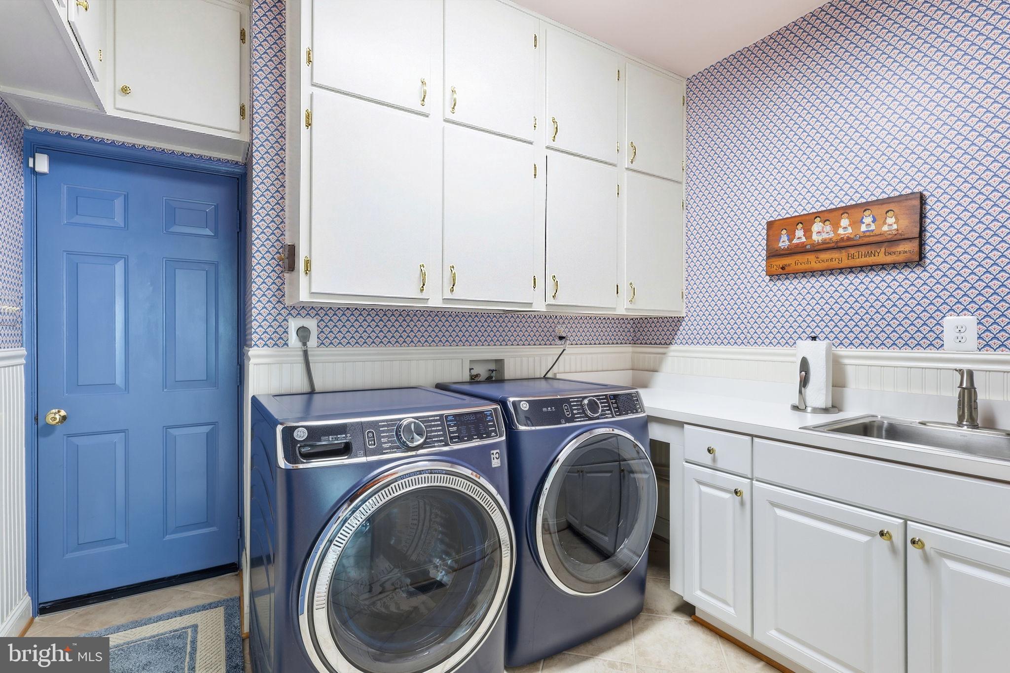 STILLWELL ACRES - Residential