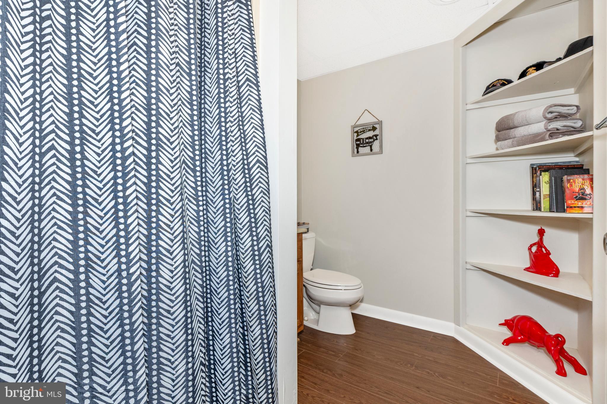 BROOK VALLEY FARMS - Residential