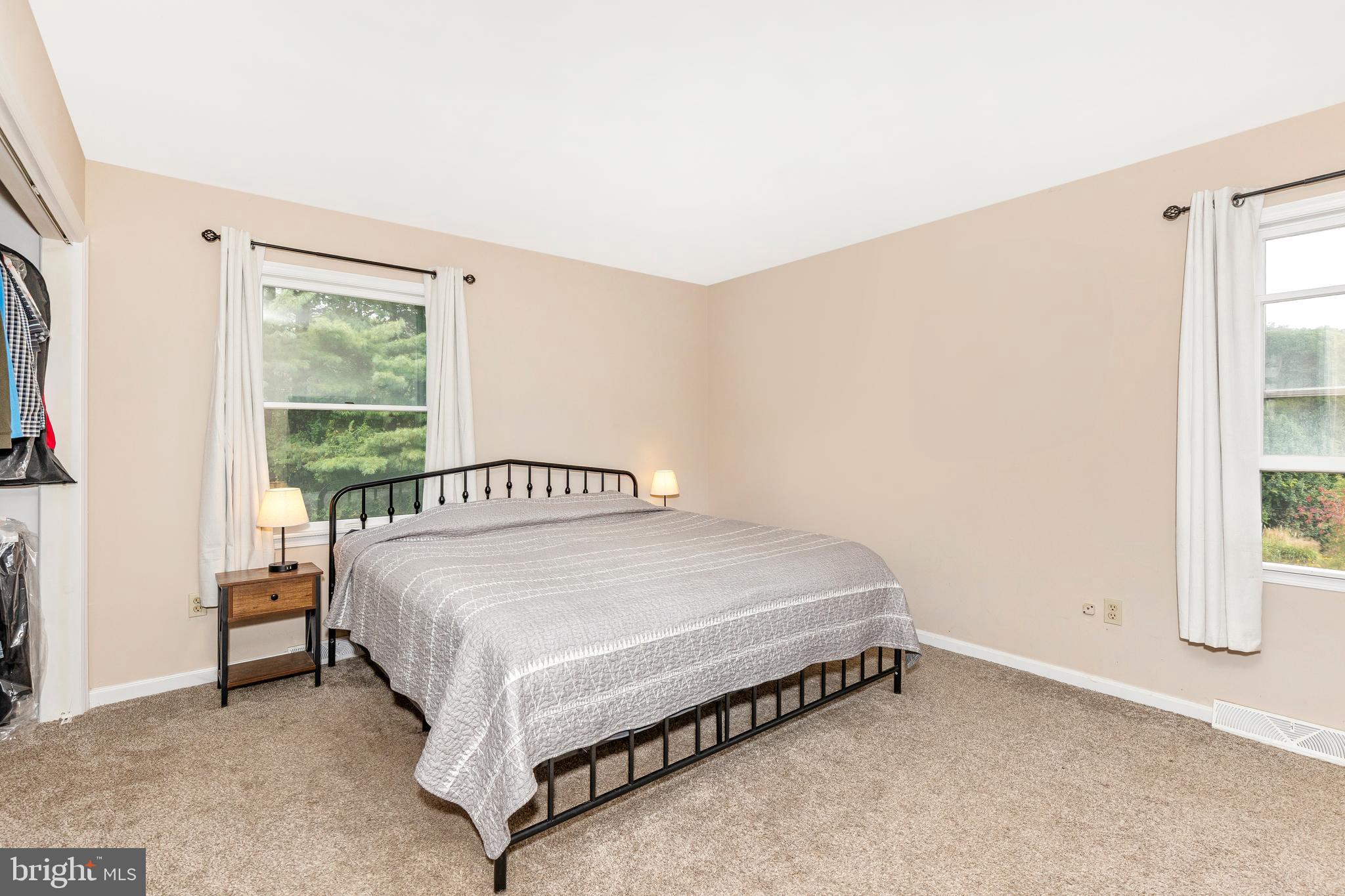 BROOK VALLEY FARMS - Residential