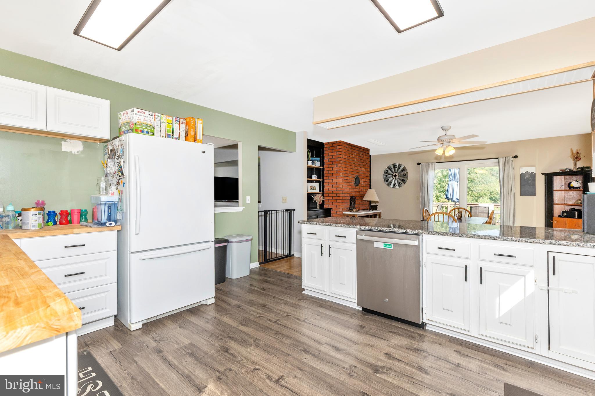 BROOK VALLEY FARMS - Residential