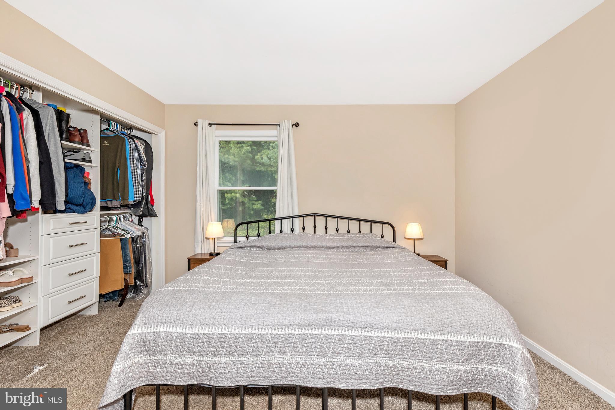 BROOK VALLEY FARMS - Residential