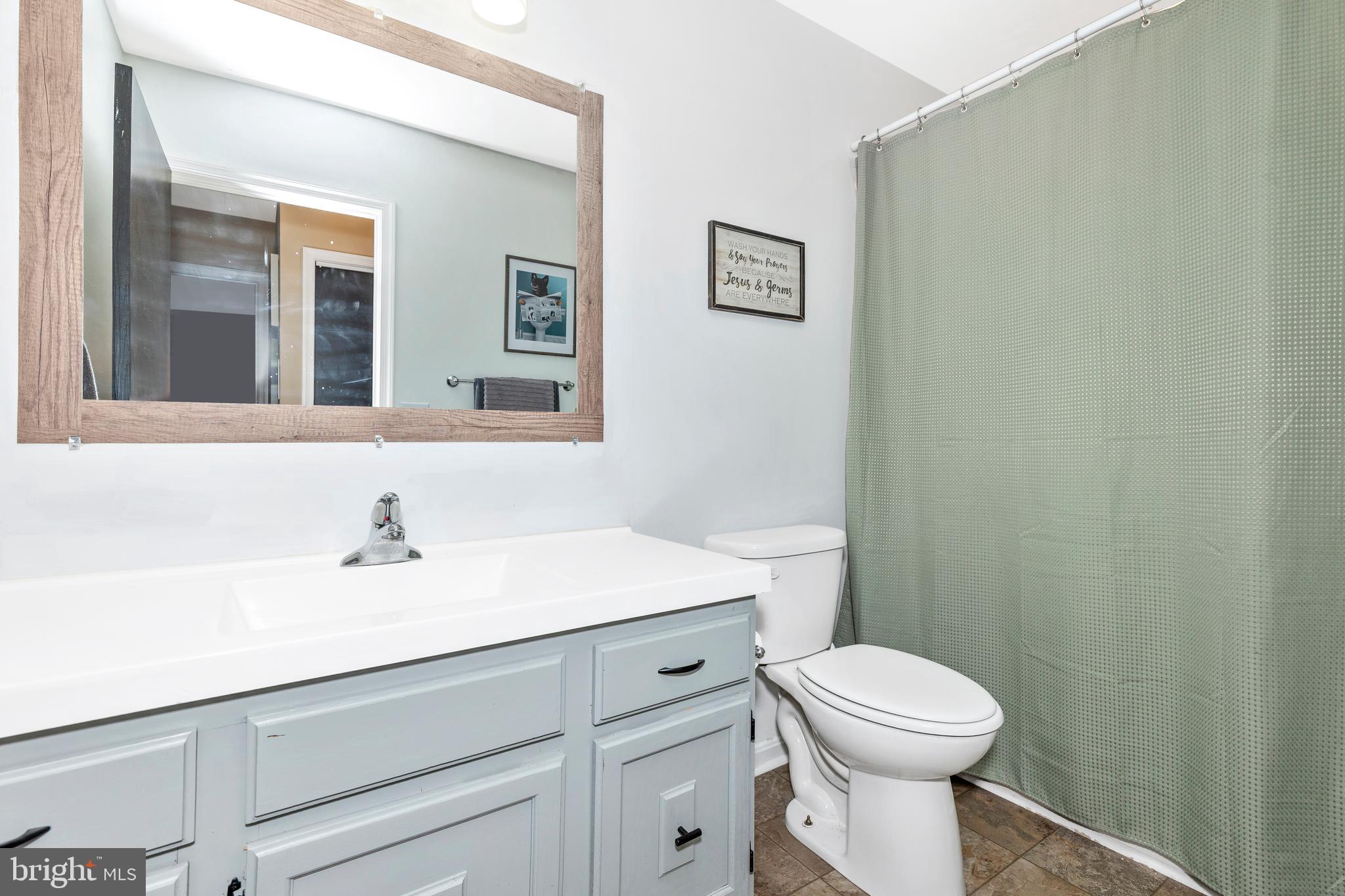 BROOK VALLEY FARMS - Residential