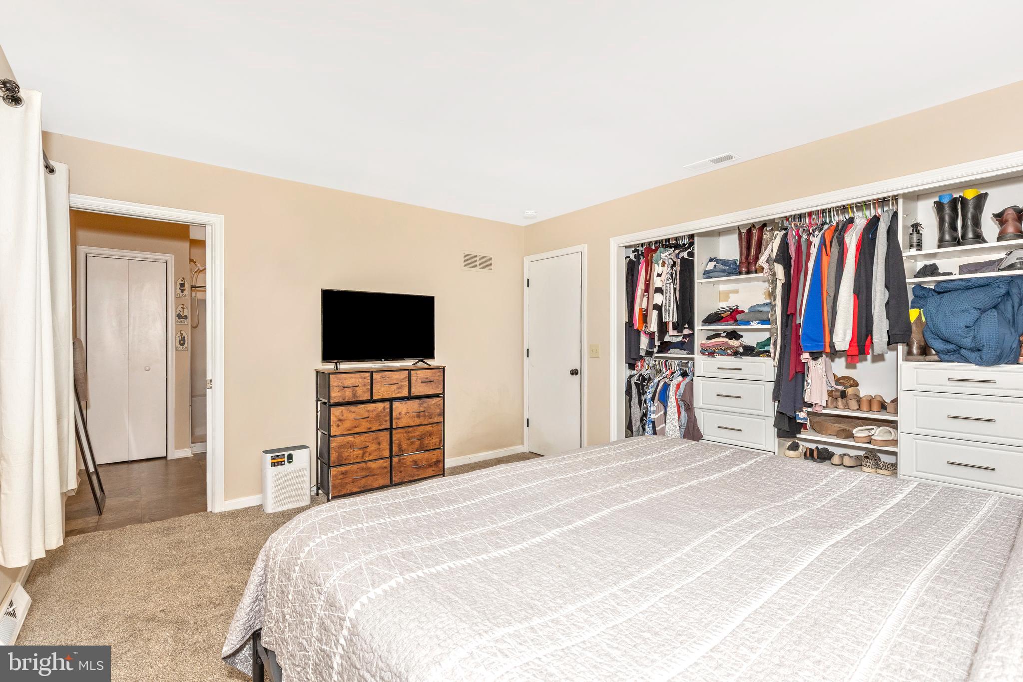 BROOK VALLEY FARMS - Residential